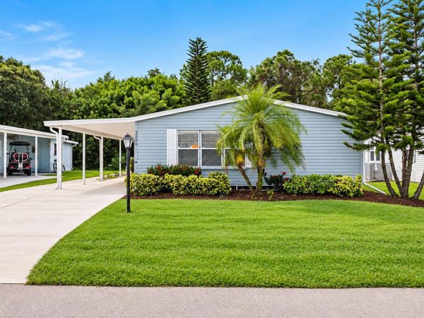 3225 Columbrina Circle, Port St. Lucie, FL 34952