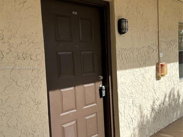 2477 NW 89th Dr , Unit 302, Coral Springs, FL 33065