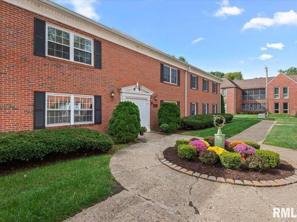 1309 S DOUGLAS Avenue, Unit H, Springfield, IL 62704