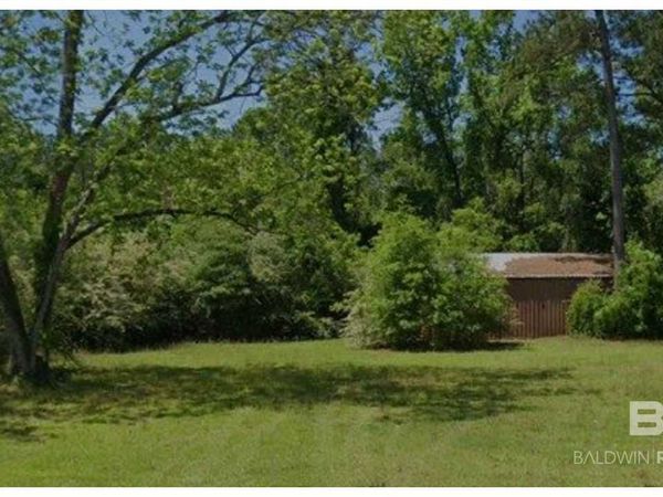 2711 Scarlet Drive, Bay Minette, AL 36507
