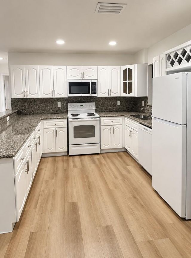 707 SE Karrigan Terrace, Port Saint Lucie, FL 34983 Photo
