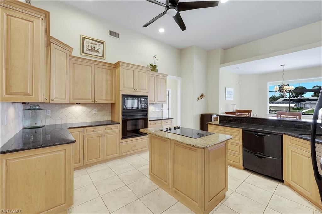 2215 SW 45th Ter, Cape Coral, FL 33914 Photo