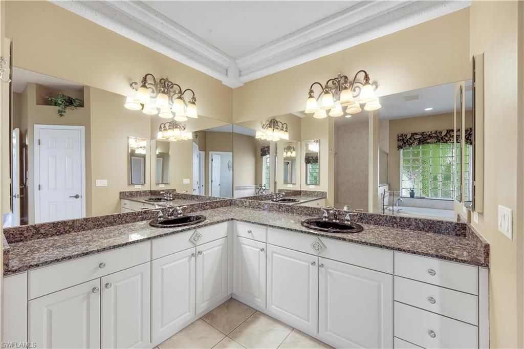 2215 SW 45th Ter, Cape Coral, FL 33914 Photo