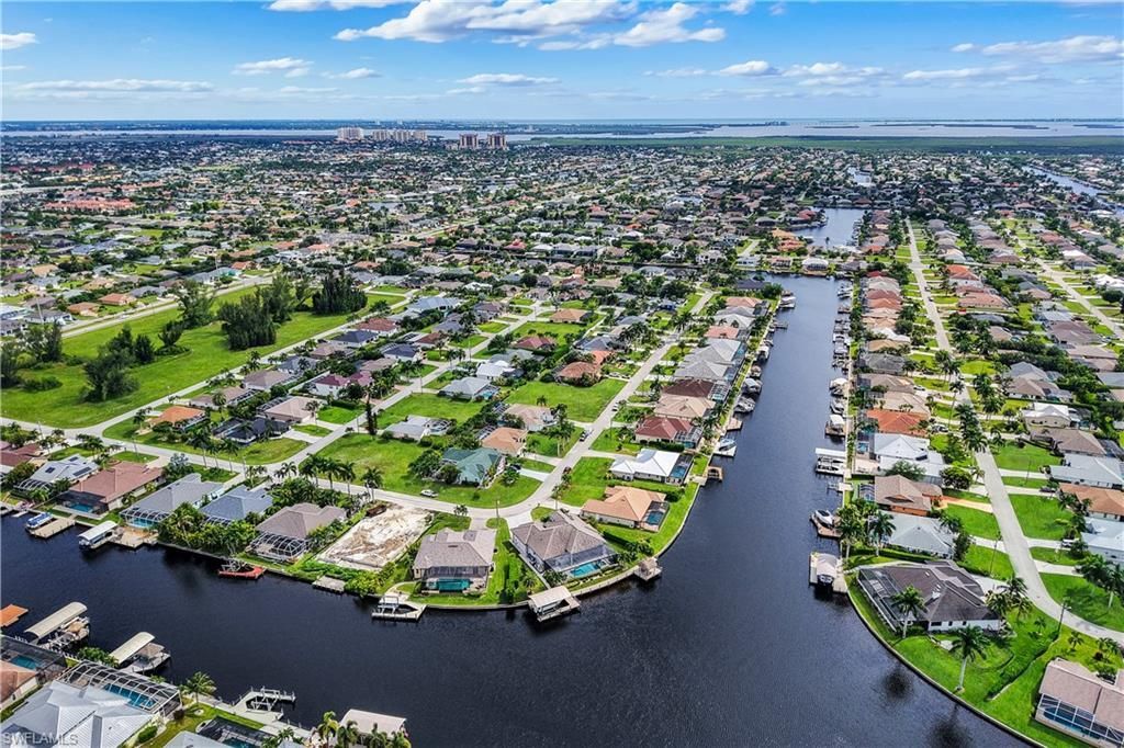 2215 SW 45th Ter, Cape Coral, FL 33914 Photo