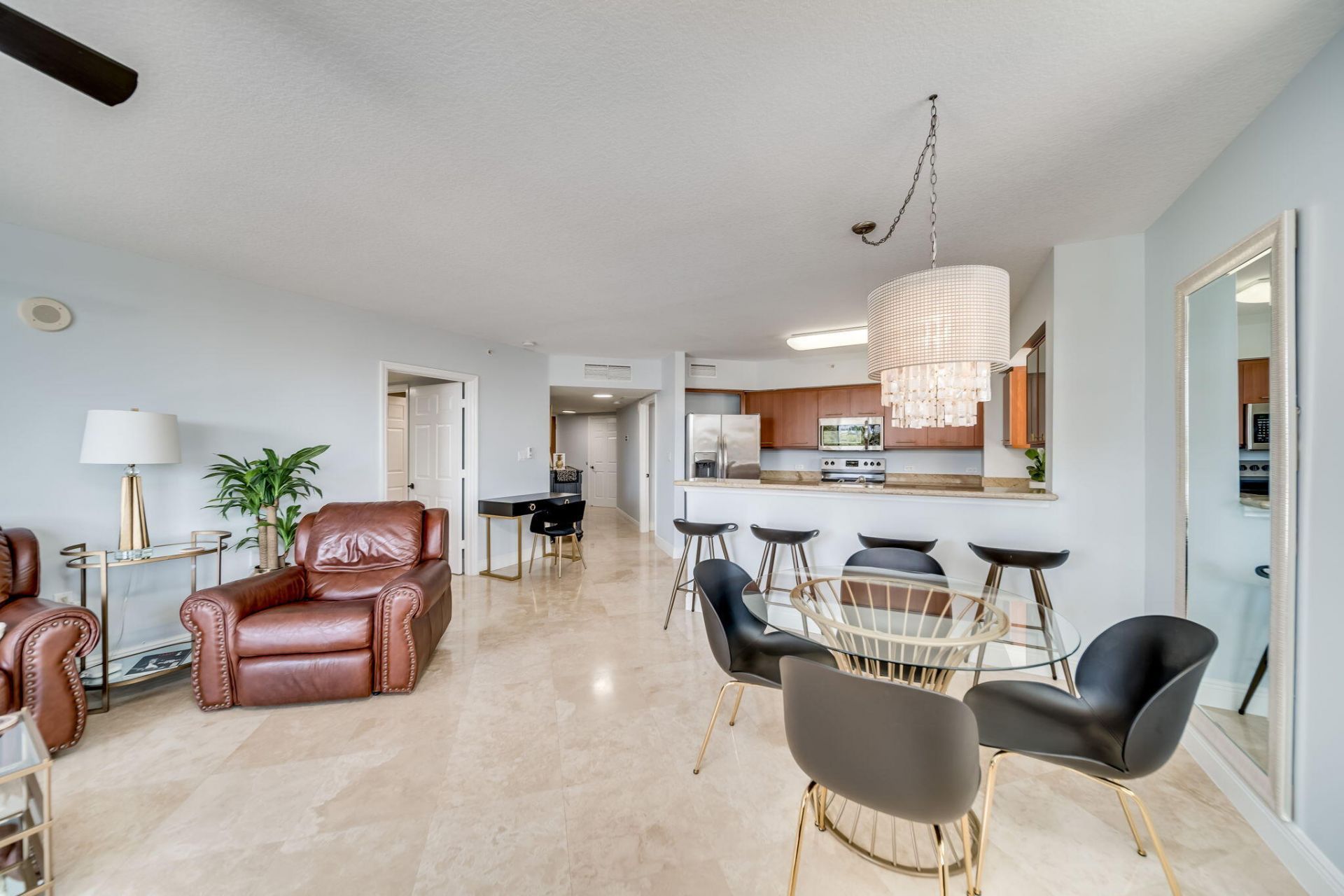 2011 N Ocean Boulevard, Unit 302, Fort Lauderdale, FL 33305 Photo