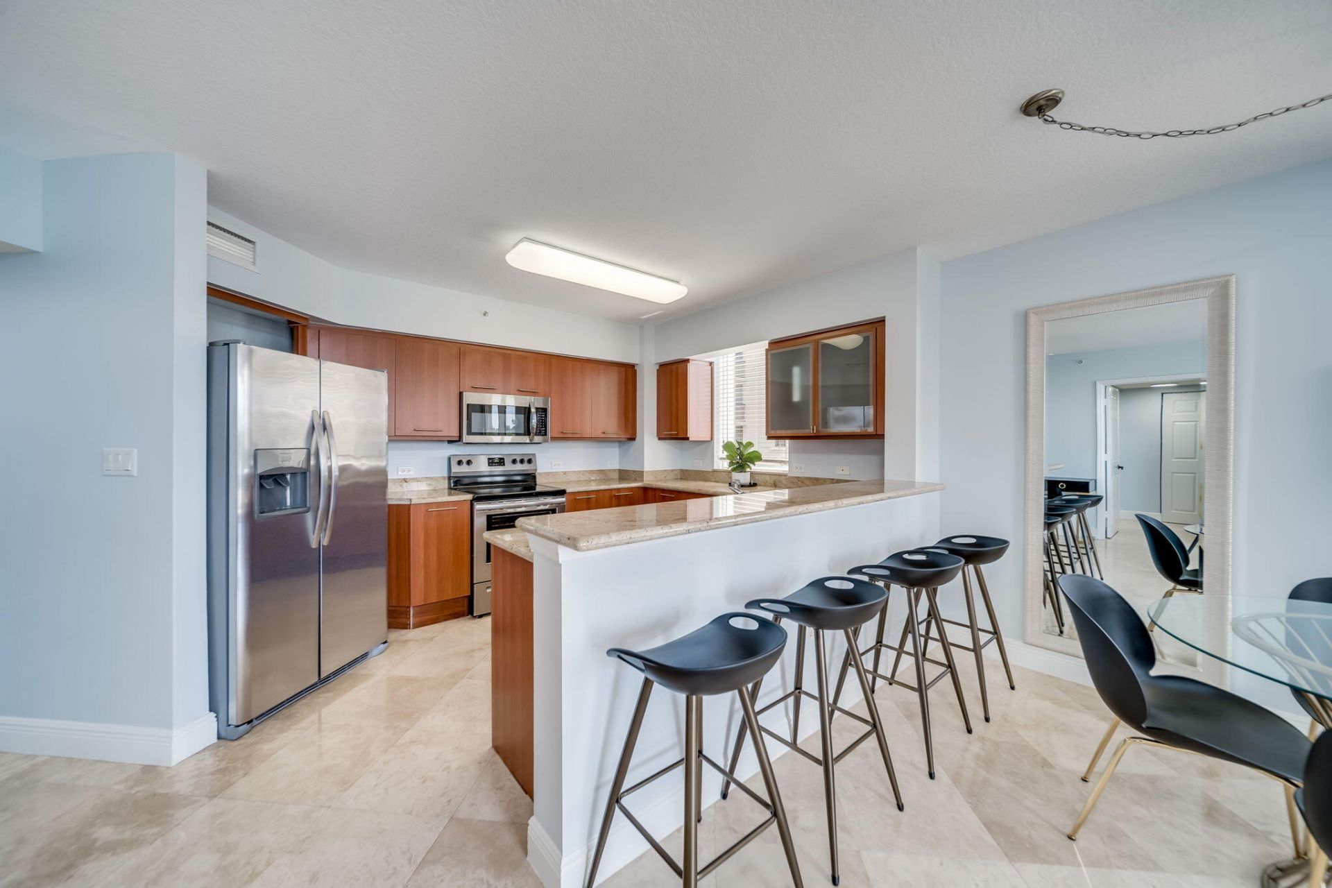 2011 N Ocean Boulevard, Unit 302, Fort Lauderdale, FL 33305 Photo