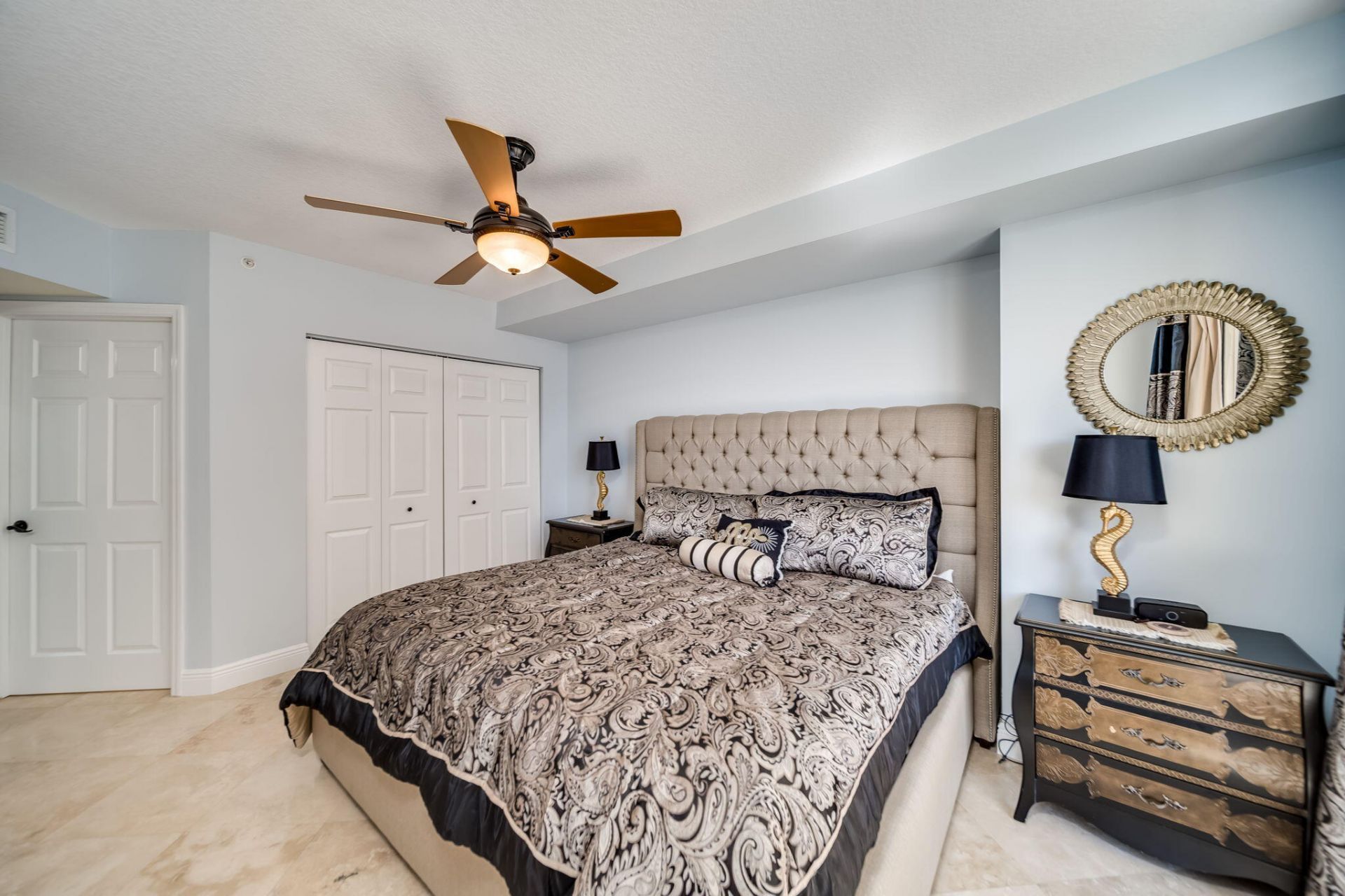 2011 N Ocean Boulevard, Unit 302, Fort Lauderdale, FL 33305 Photo