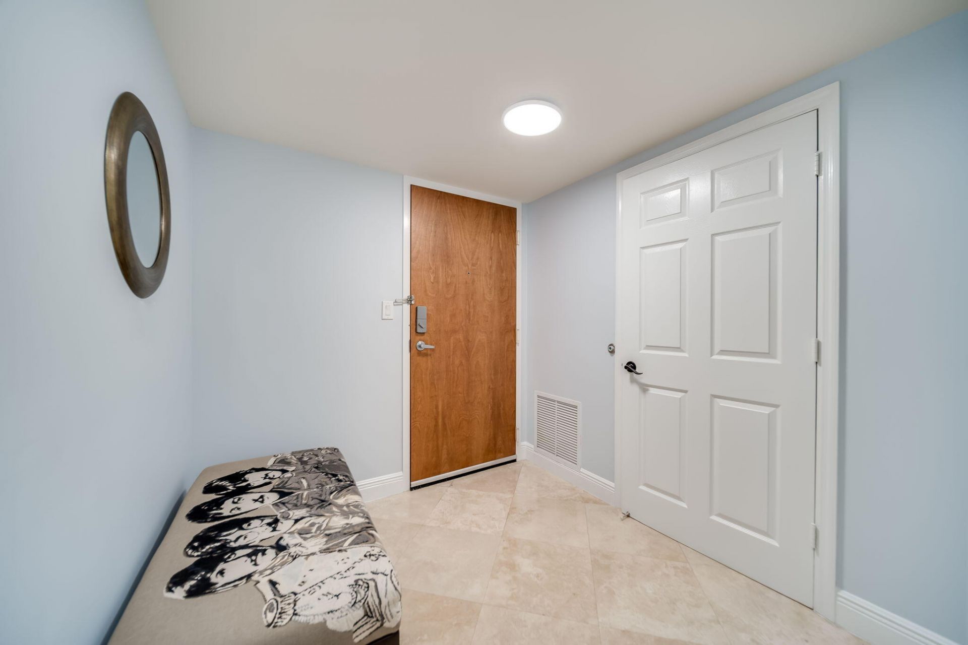 2011 N Ocean Boulevard, Unit 302, Fort Lauderdale, FL 33305 Photo