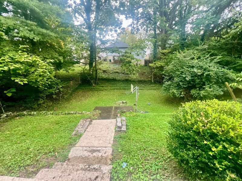 6372 Savannah Avenue, Cincinnati, OH 45224 Photo 39