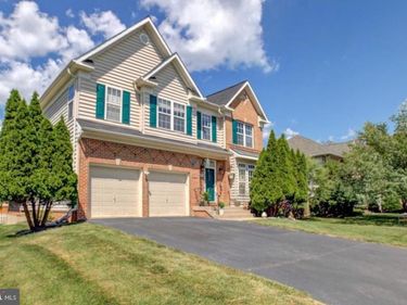 8236 2ND AVENUE , VIENNA, VA 22182