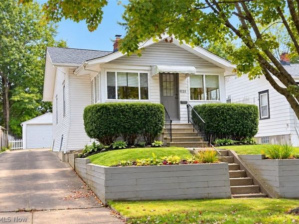 1131 Murray Avenue , Akron, OH 44310
