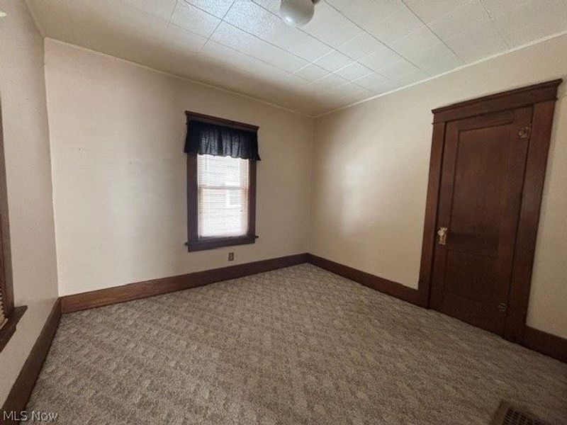 1131 Murray Avenue, Akron, OH 44310 Photo 14