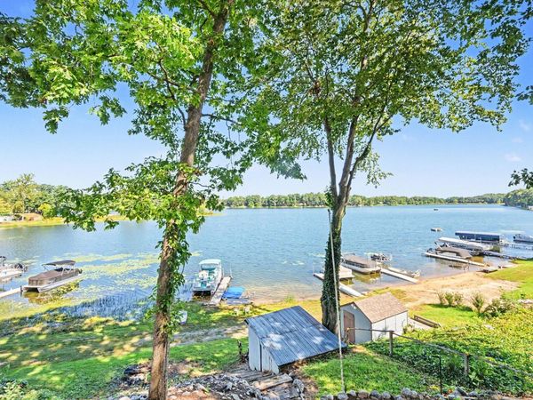 48164 70th Avenue, Decatur, MI 49045