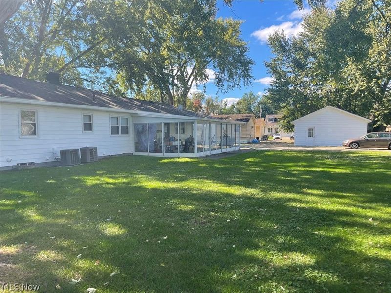 87 W Woodsdale Avenue, Akron, OH 44301 Photo 16