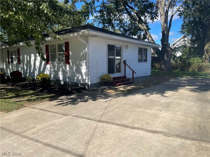 87 W Woodsdale Avenue, Akron, OH 44301 Photo 21