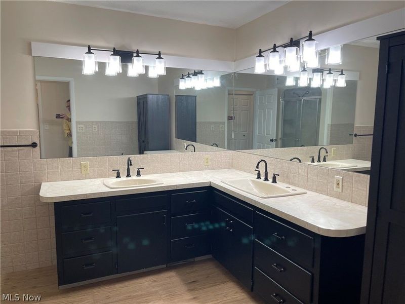 87 W Woodsdale Avenue, Akron, OH 44301 Photo 4