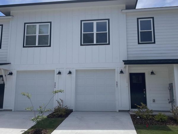 247 Townhome Lane , Southern Pines, NC 28387