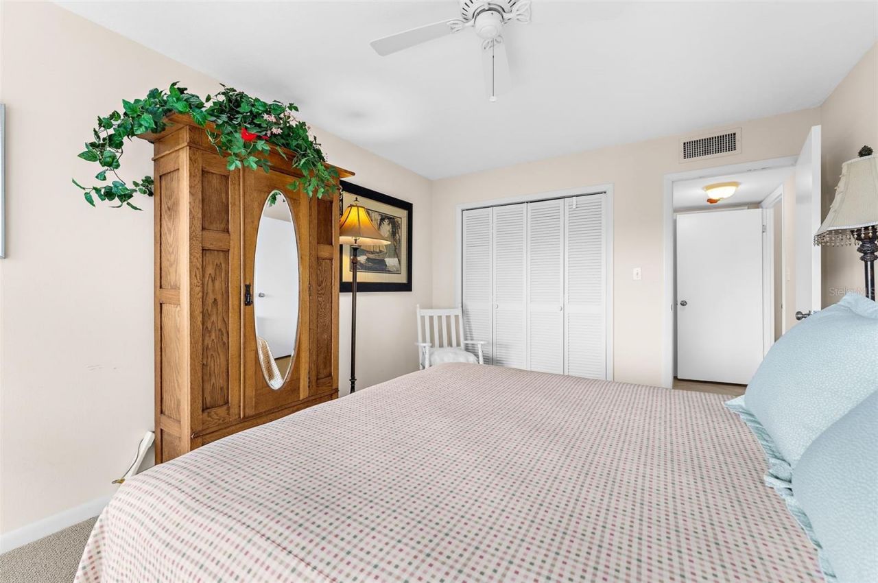 1100 Imperial Drive , Unit 603, Sarasota, FL 34236 Photo