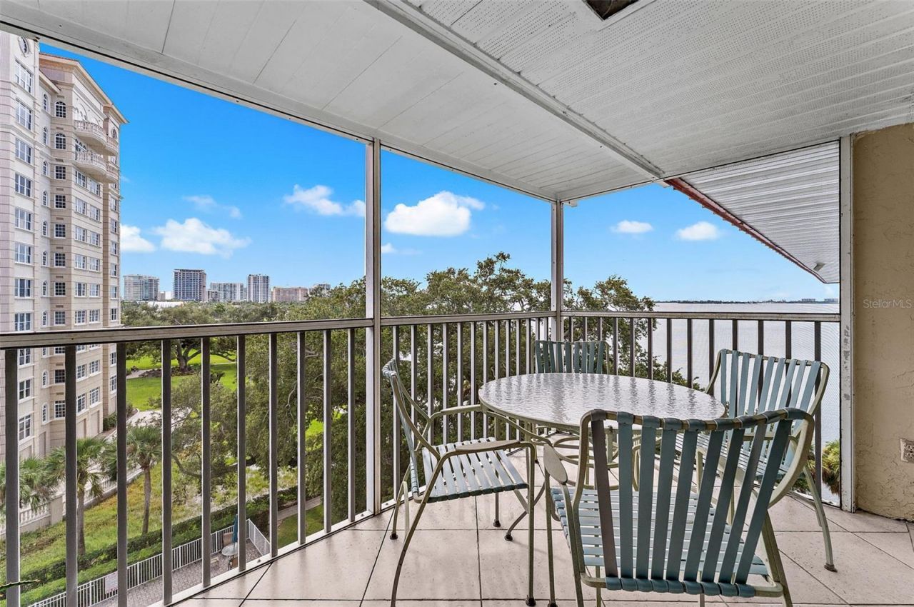 1100 Imperial Drive, Unit 603, Sarasota, FL 34236 Photo
