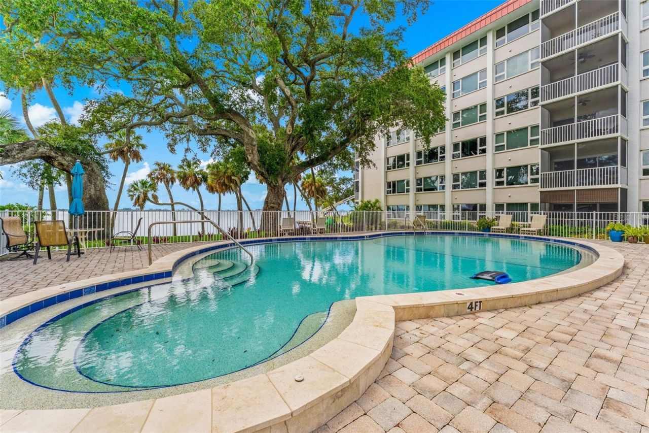 1100 Imperial Drive , Unit 603, Sarasota, FL 34236 Photo