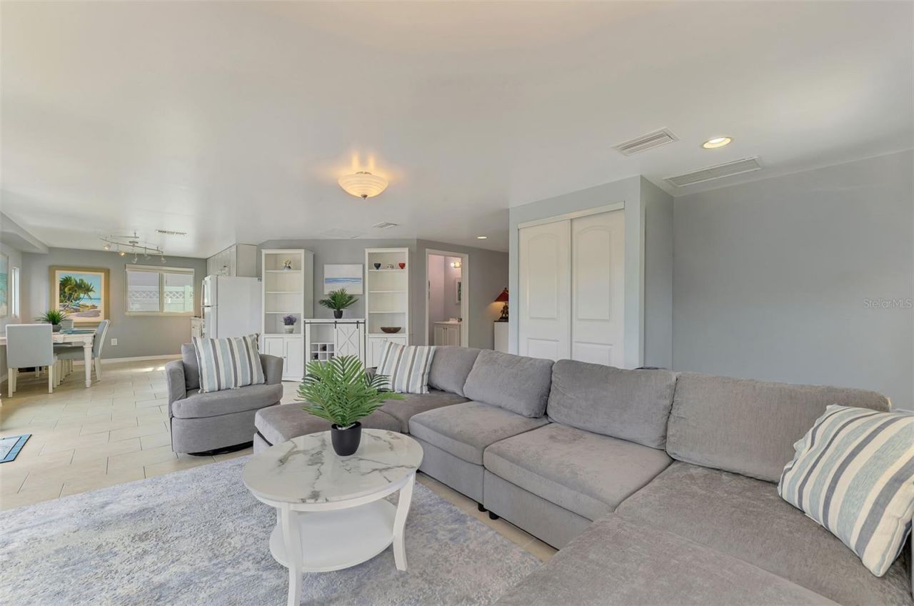 387 Avenida Milano, Sarasota, FL 34242 Photo