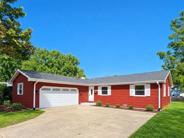 2059 Robert Street , Aurora, IL 60506