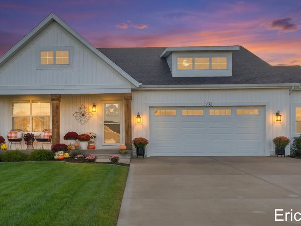 3932 Elm Ridge Drive, Holland, MI 49424