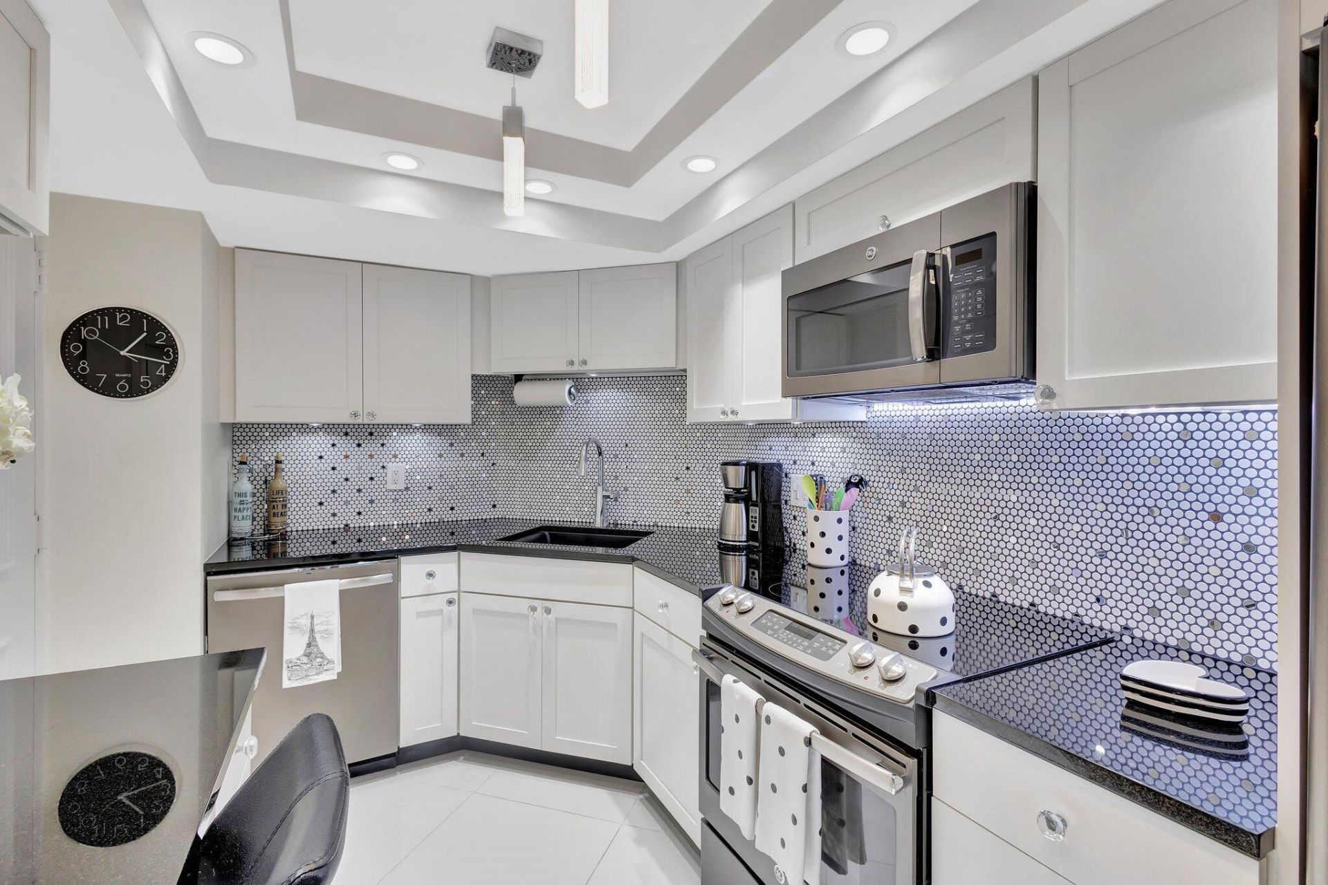 2000 Presidential Way, Unit PH5, West Palm Beach, FL 33401 Photo