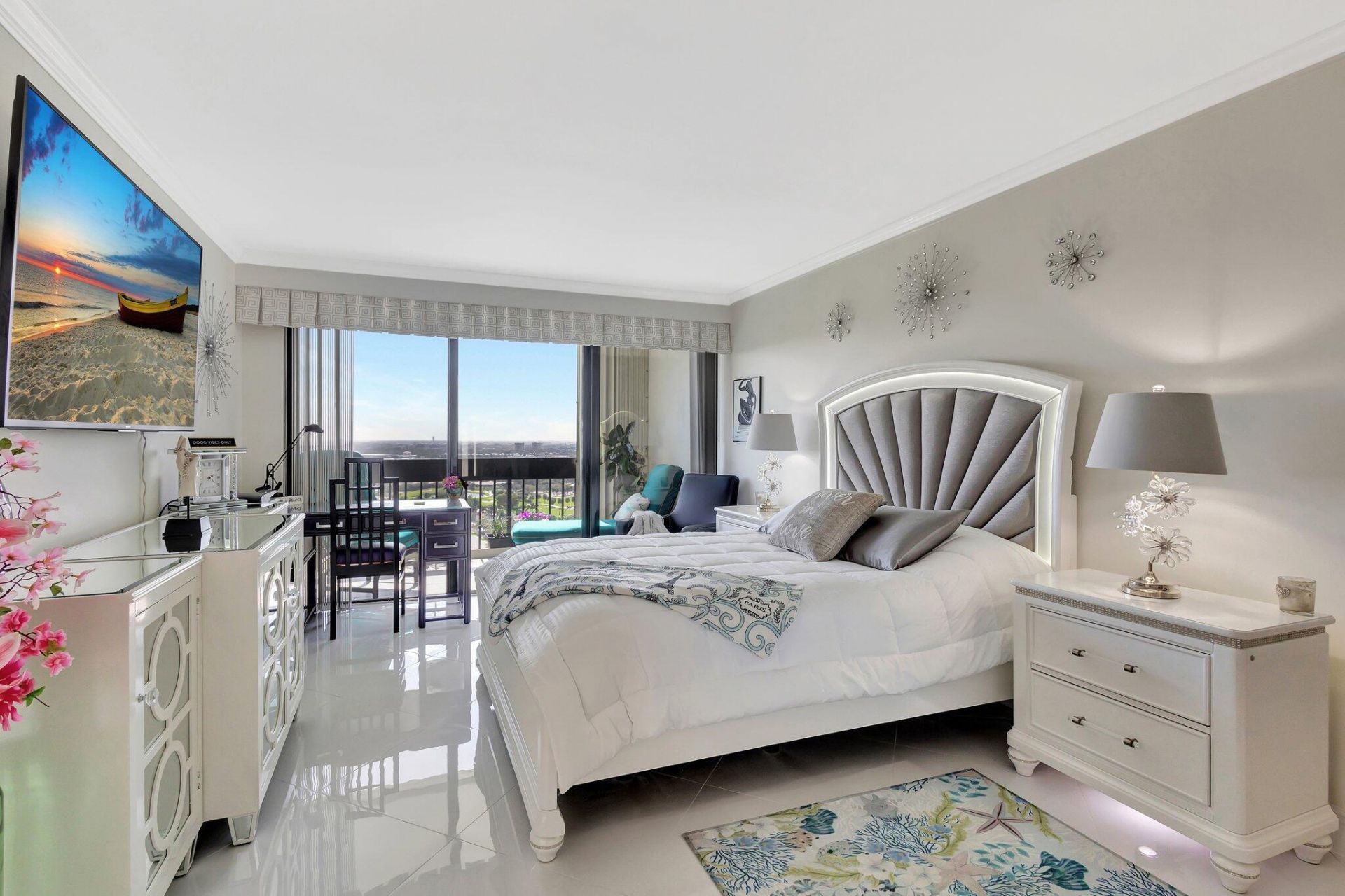 2000 Presidential Way, Unit PH5, West Palm Beach, FL 33401 Photo