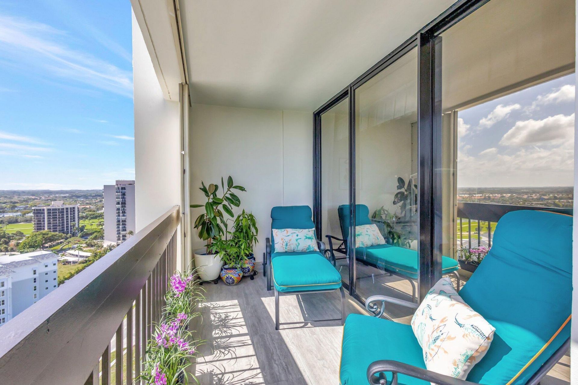 2000 Presidential Way, Unit PH5, West Palm Beach, FL 33401 Photo