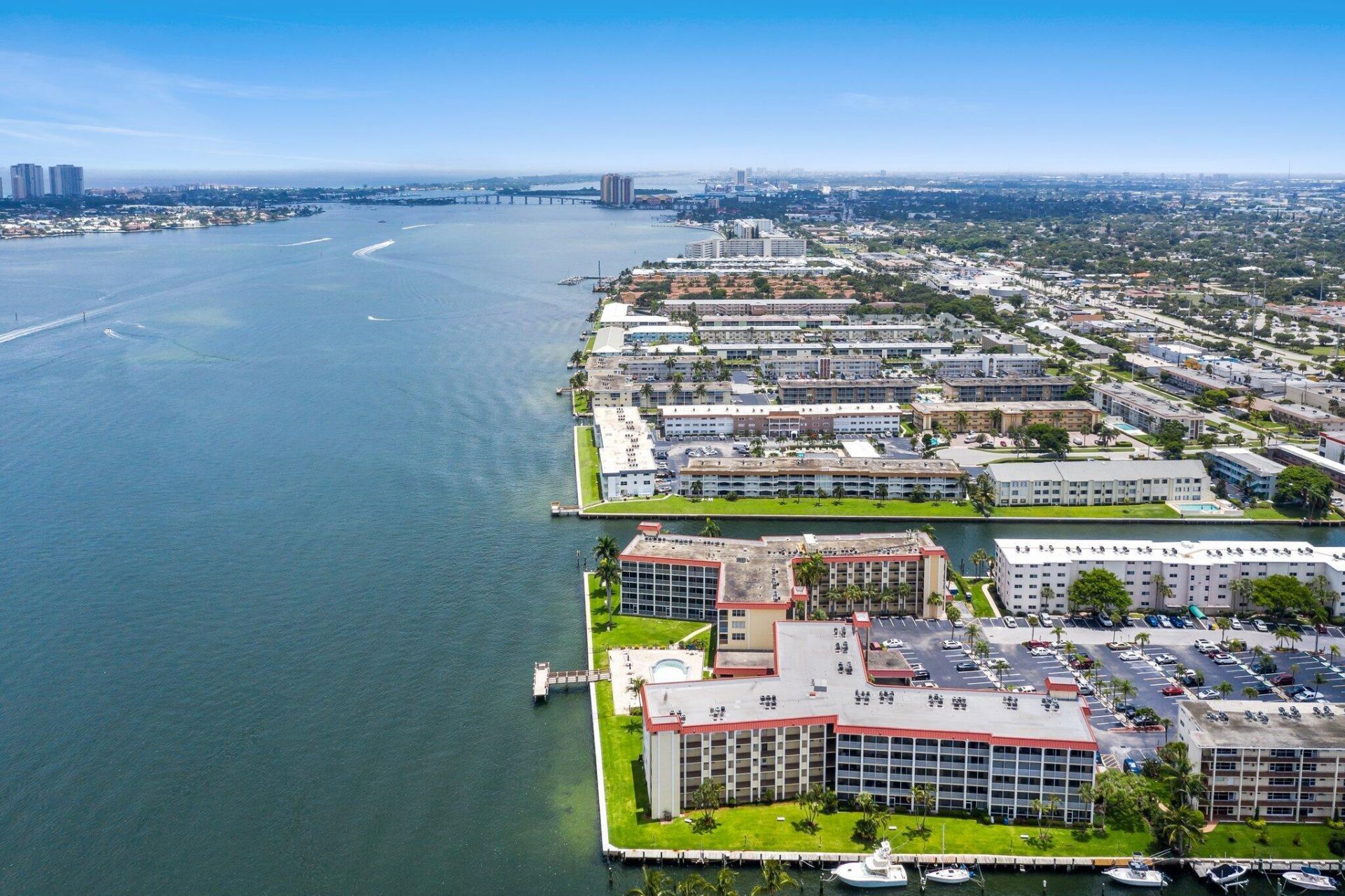 100 Paradise Harbour Boulevard, Unit 202, North Palm Beach, FL 33408 Photo