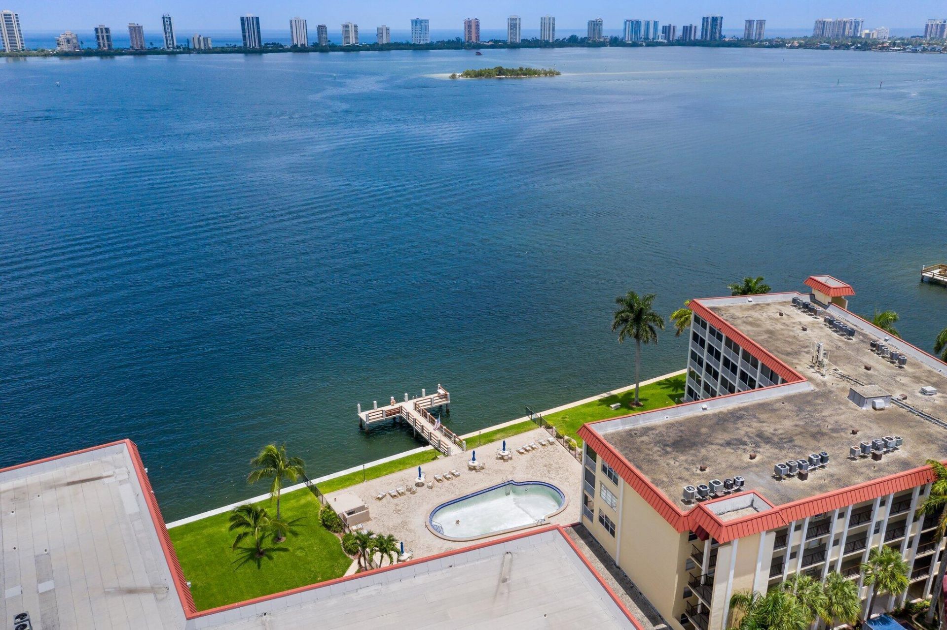 100 Paradise Harbour Boulevard, Unit 202, North Palm Beach, FL 33408 Photo