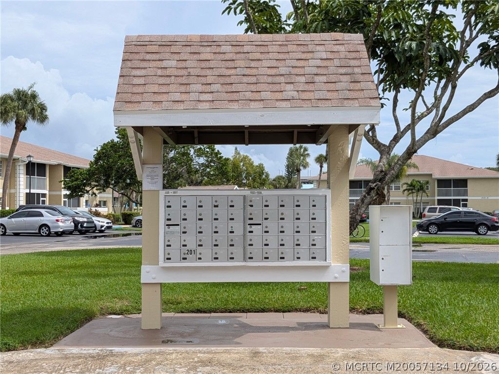 1526 SE Royal Green Circle , Unit 101, Port Saint Lucie, FL 34952 Photo