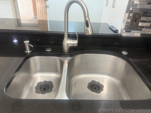 1526 SE Royal Green Circle , Unit 101, Port Saint Lucie, FL 34952 Photo