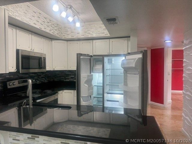 1526 SE Royal Green Circle , Unit 101, Port Saint Lucie, FL 34952 Photo