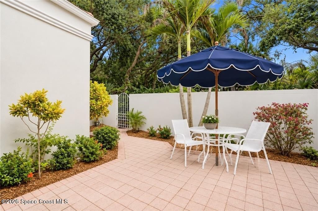 8421 Sabal Palm Court , Unit 8421, Indian River Shores, FL 32963 Photo