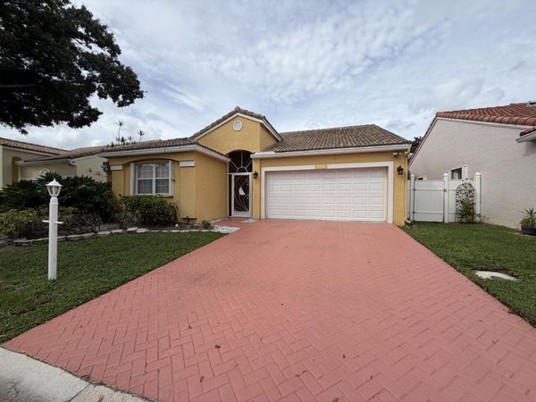 10174 PLUM Street, Palm Beach Gardens, FL 33410