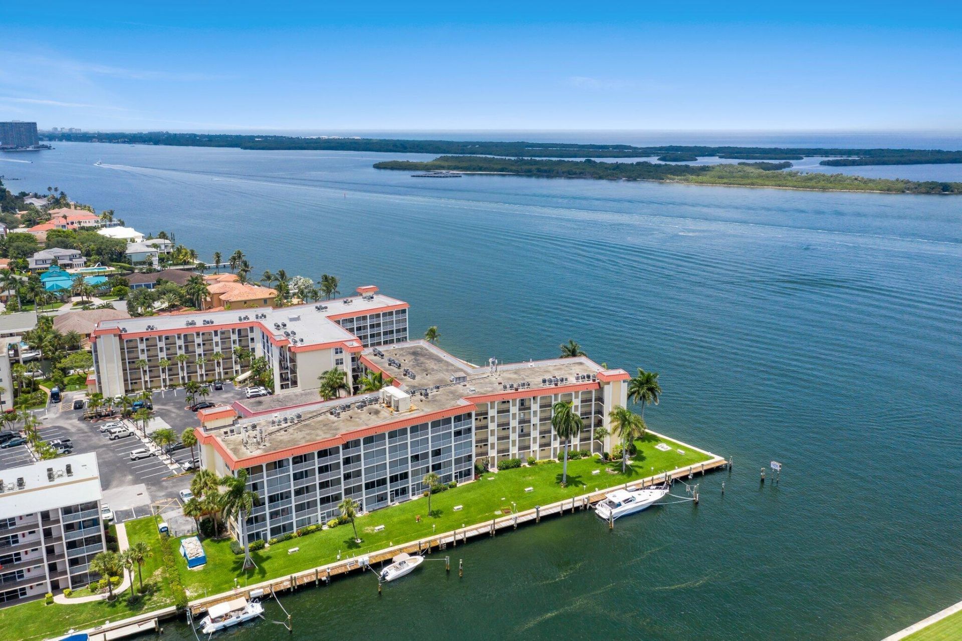 100 Paradise Harbour Boulevard, Unit 202, North Palm Beach, FL 33408 Photo