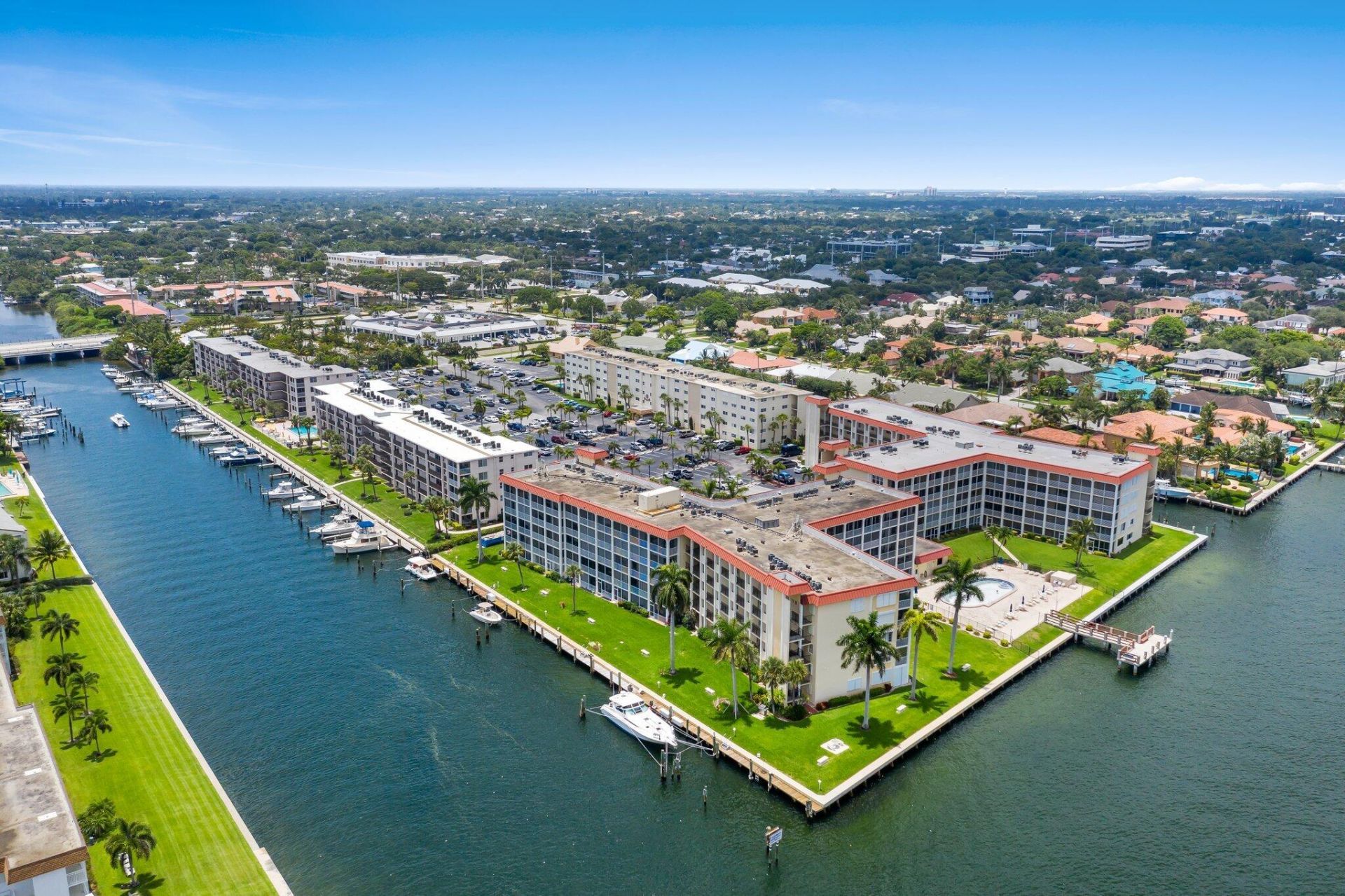 100 Paradise Harbour Boulevard, Unit 202, North Palm Beach, FL 33408 Photo
