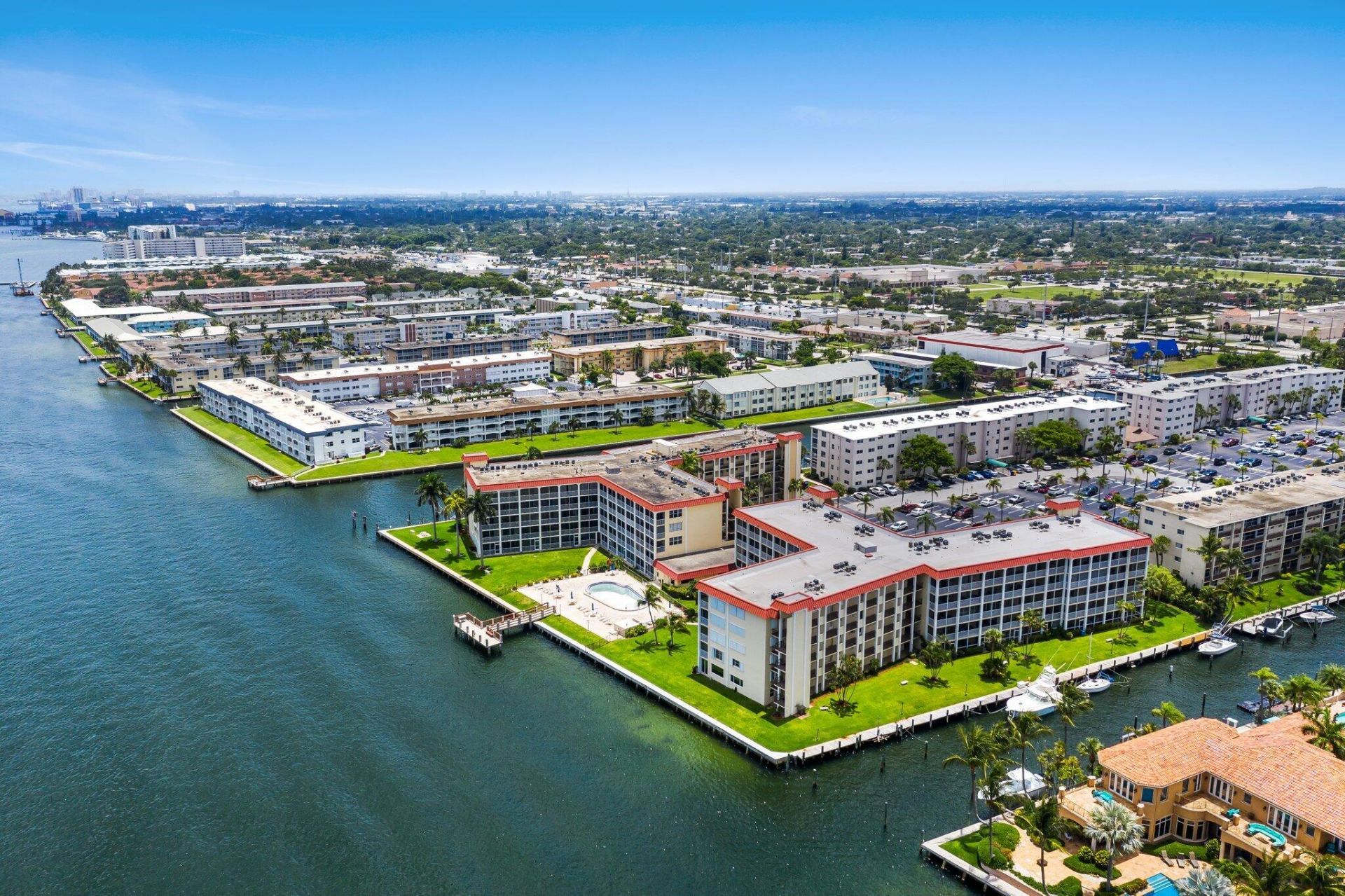 100 Paradise Harbour Boulevard, Unit 202, North Palm Beach, FL 33408 Photo