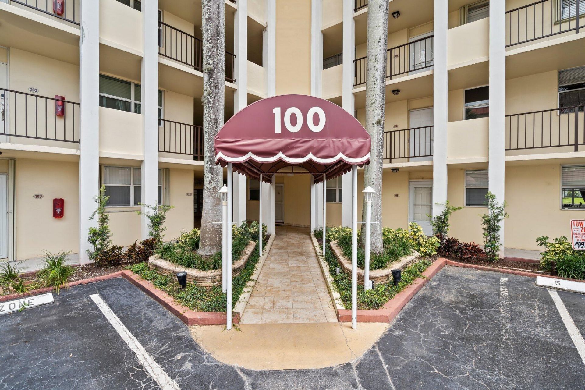100 Paradise Harbour Boulevard, Unit 202, North Palm Beach, FL 33408 Photo