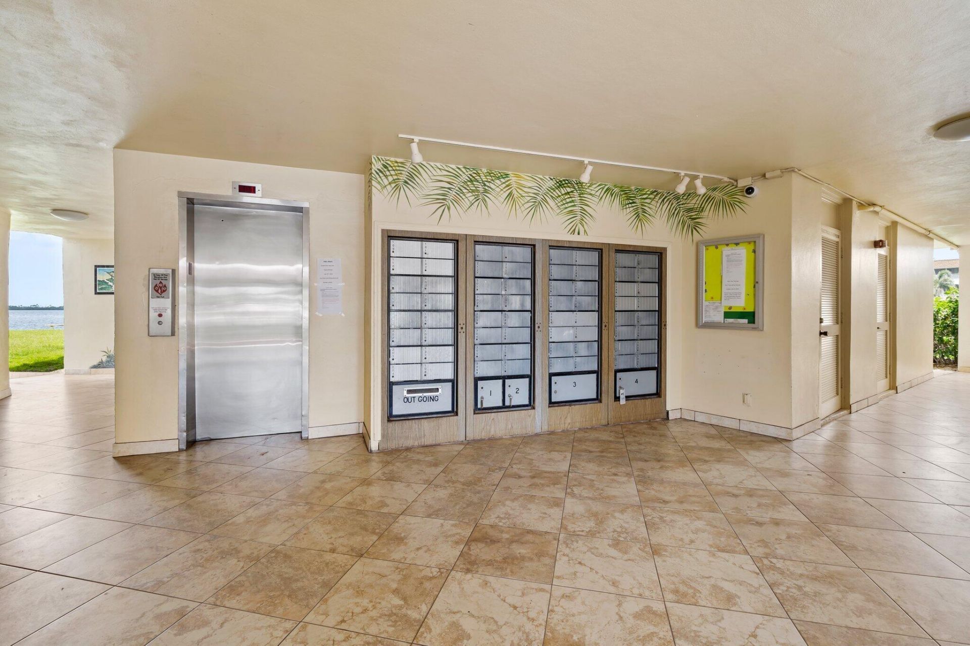 100 Paradise Harbour Boulevard, Unit 202, North Palm Beach, FL 33408 Photo