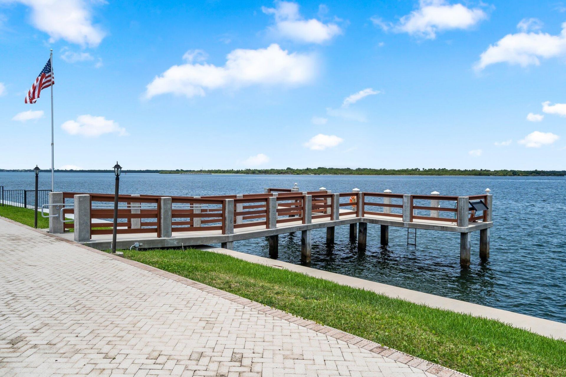100 Paradise Harbour Boulevard, Unit 202, North Palm Beach, FL 33408 Photo