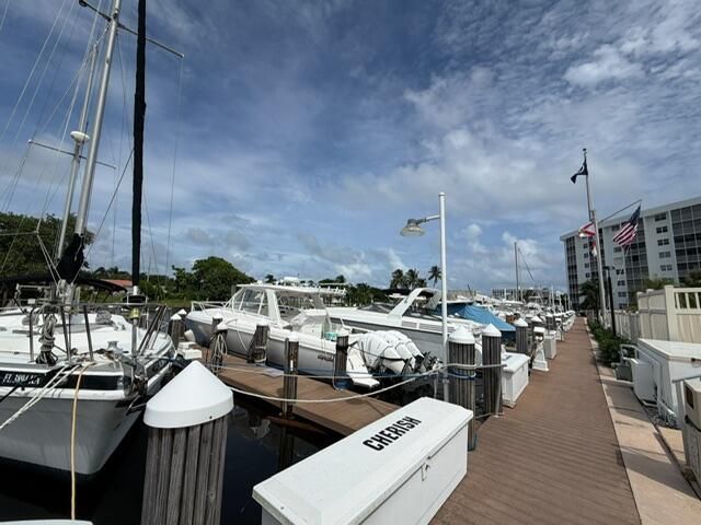 2731 NE 14th Street Causeway, Unit 307, Pompano Beach, FL 33062 Photo