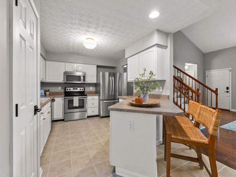 484 Ironhorse Drive, Delaware, OH 43015 Photo 12