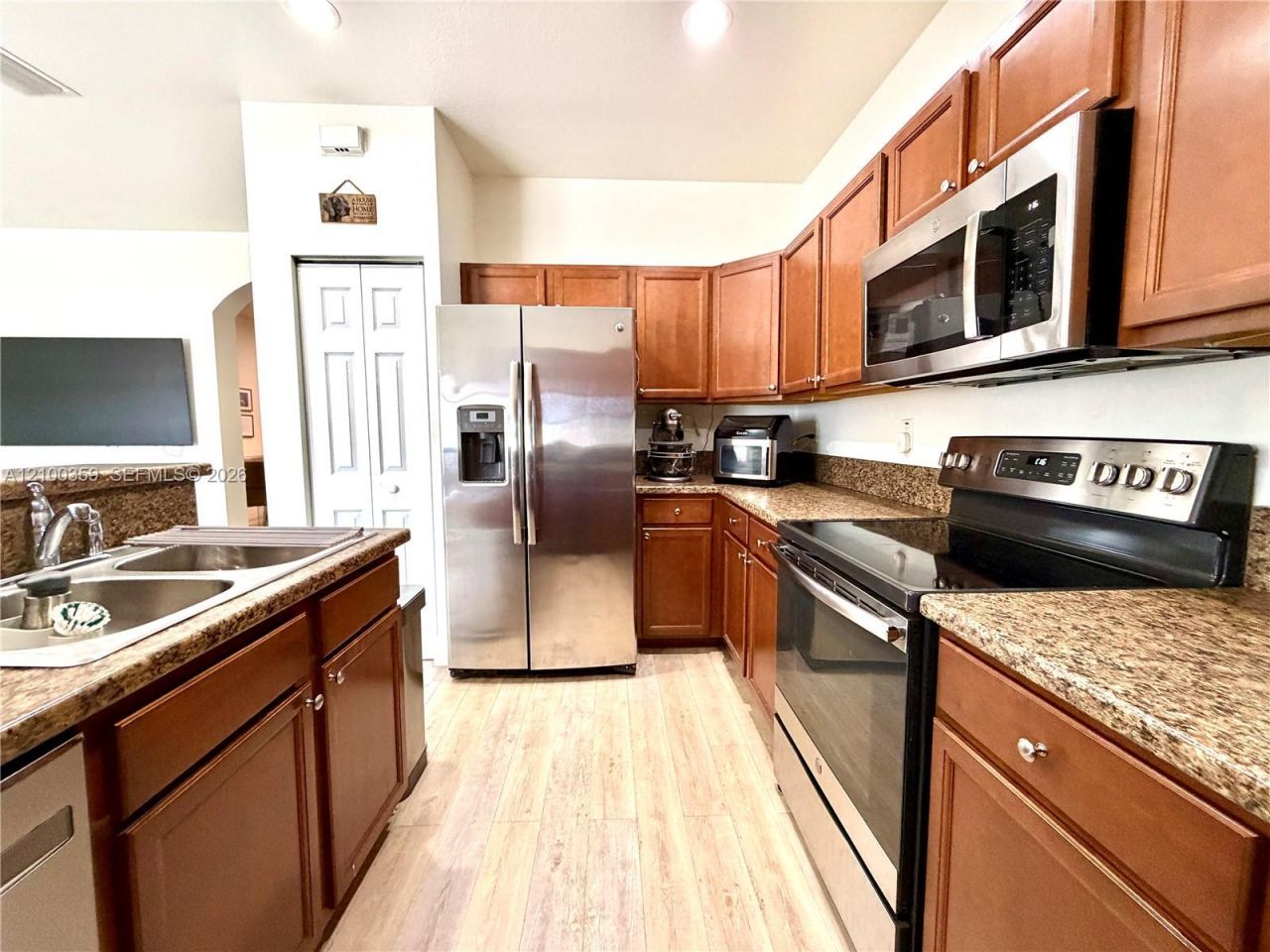 3539 W 89th Pl , Unit 3539, Hialeah, FL 33018 Photo