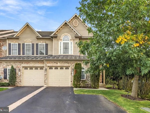 371 VILLAGE WAY, CHALFONT, PA 18914