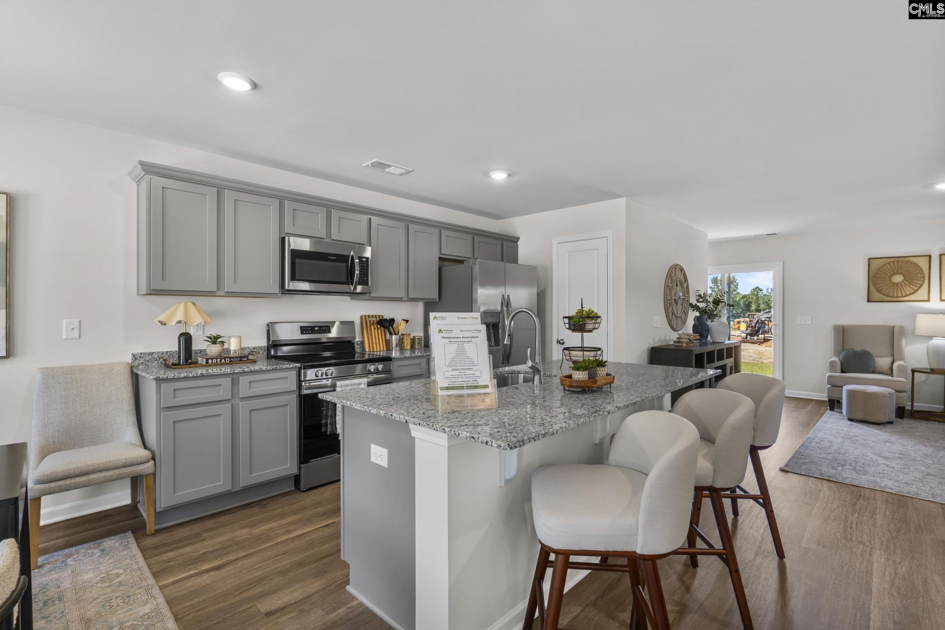 141 New Spring Way  Photo 6