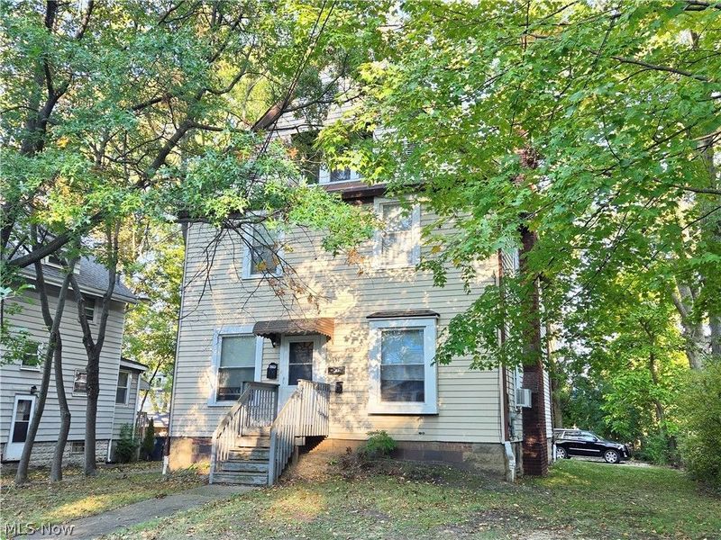157 Hyde Avenue, Unit 3, Akron, OH 44302 Photo 1