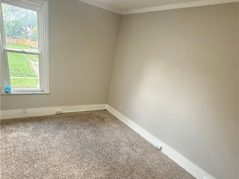 686 Sumner Street, Akron, OH 44311 Photo 3